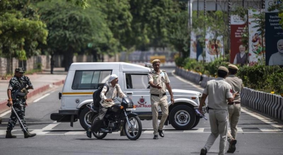 Hindistan'da, "Çin'den fon aldığı" ileri sürülen haber sitesinin ofislerine baskın!