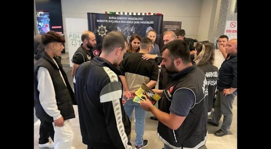 Bursa Narkotik Şube Müdürlüğü vatandaşları bilgilendirdi