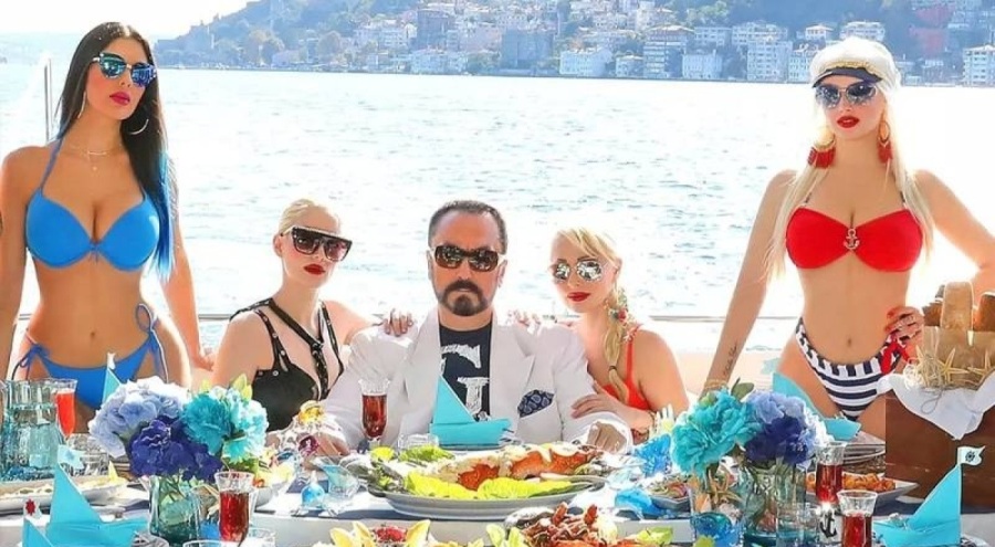 Adnan Oktar Suç Örgütü Operasyonu'nda dikkat çeken detaylar