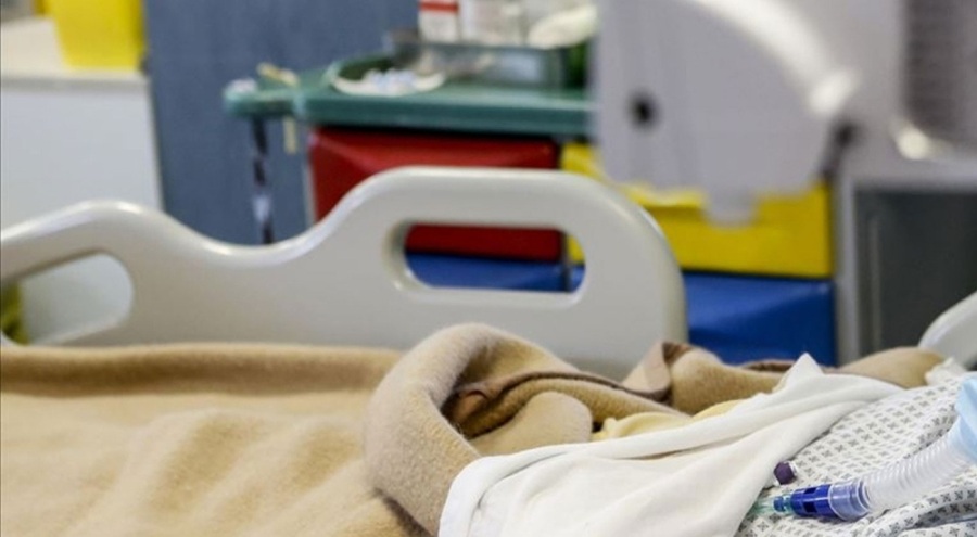 Hindistan'da aynı hastanede 1 günde 12 bebek öldü