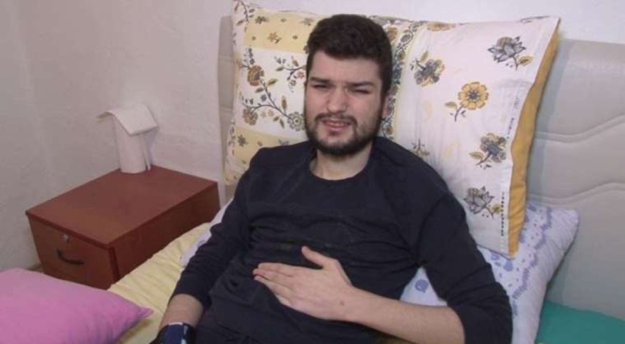 Yanlış tedavi yüzünden 23 yaşındaki genç mide felci oldu