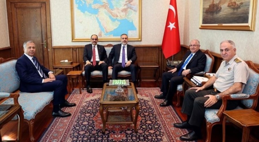 Milli Savunma Bakanlığı'nda güvenlik toplantısı yapıldı