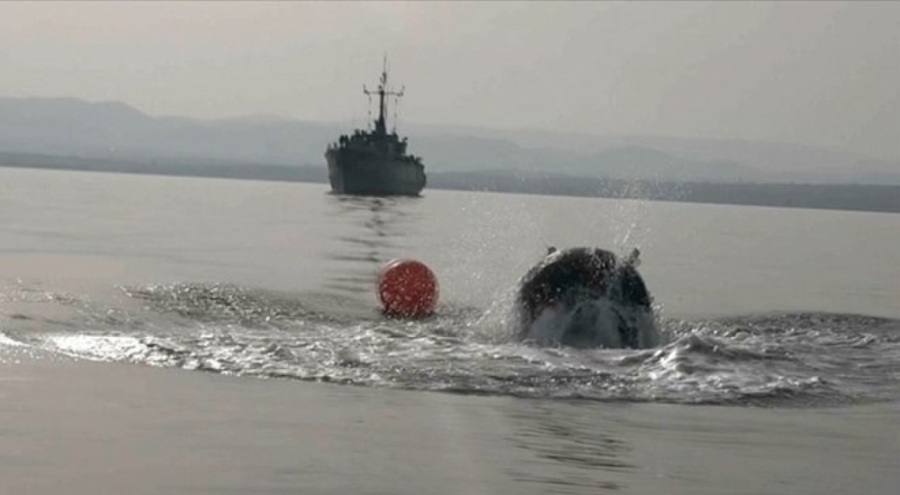 Türk bayraklı gemi mayına çarptı!