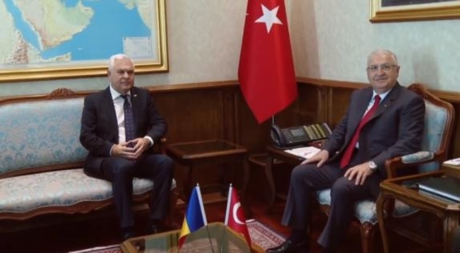 Bakan Güler, Romanya Savunma Bakanı ile bir araya geldi