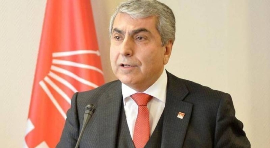 CHP İstanbul İl Başkanı adayı Cemal Canpolat bildirgesini açıkladı