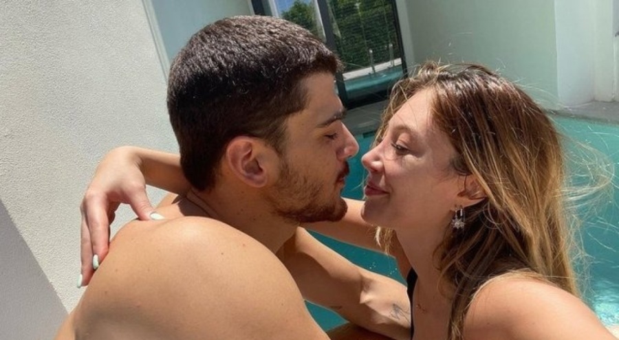 Mehmet Ali Erbil'in kızı Yasmin Erbil aşka geldi!