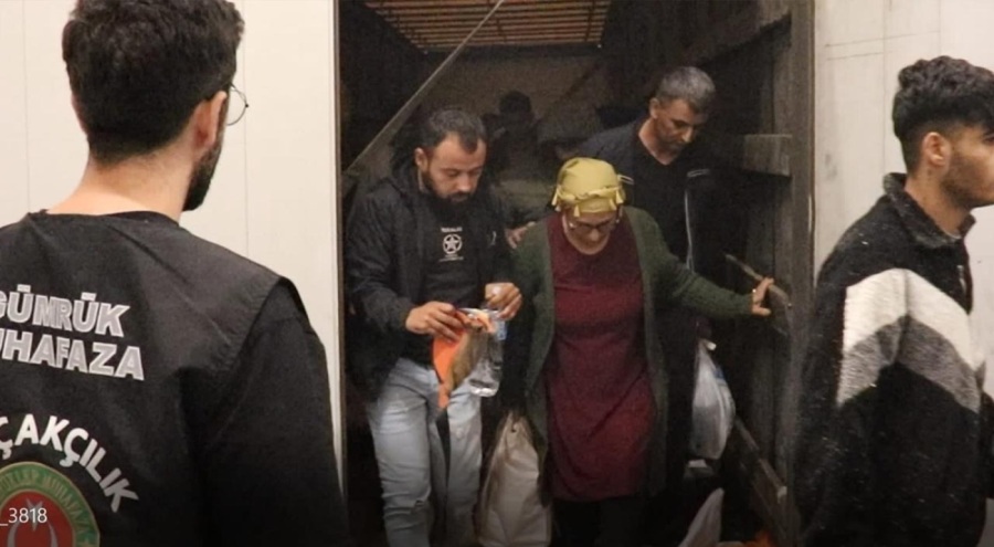 İpsala'da 60 göçmen yakalandı