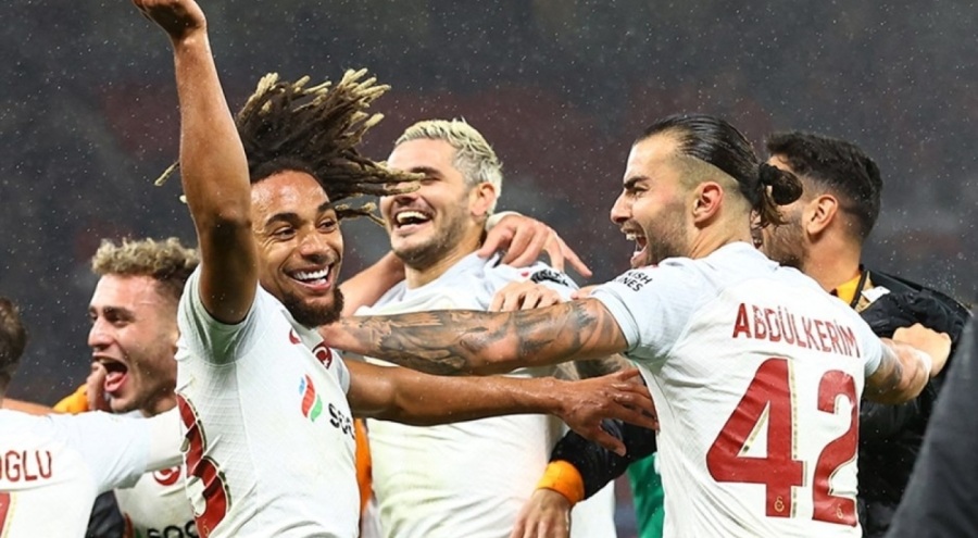 Galatasaray, Antalya'ya gitti