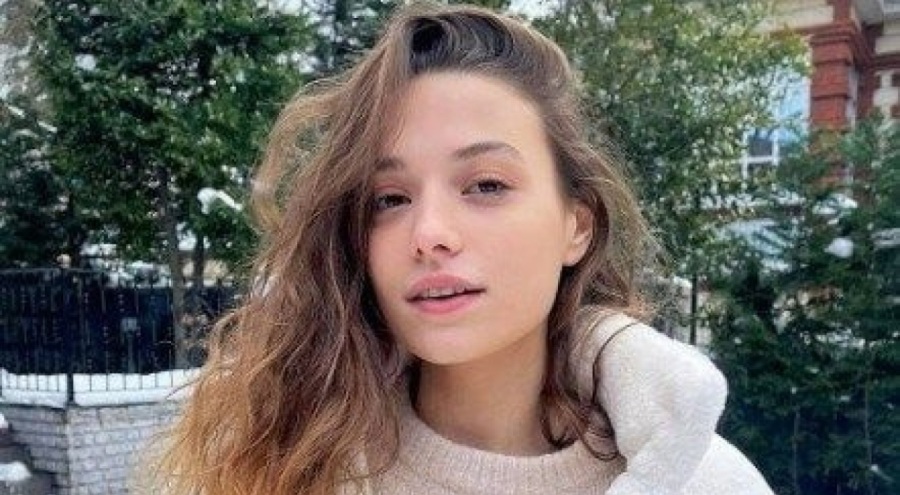 Sümeyye Aydoğan'ın sevgilisiyle pozu beğeni yağmuruna tutuldu