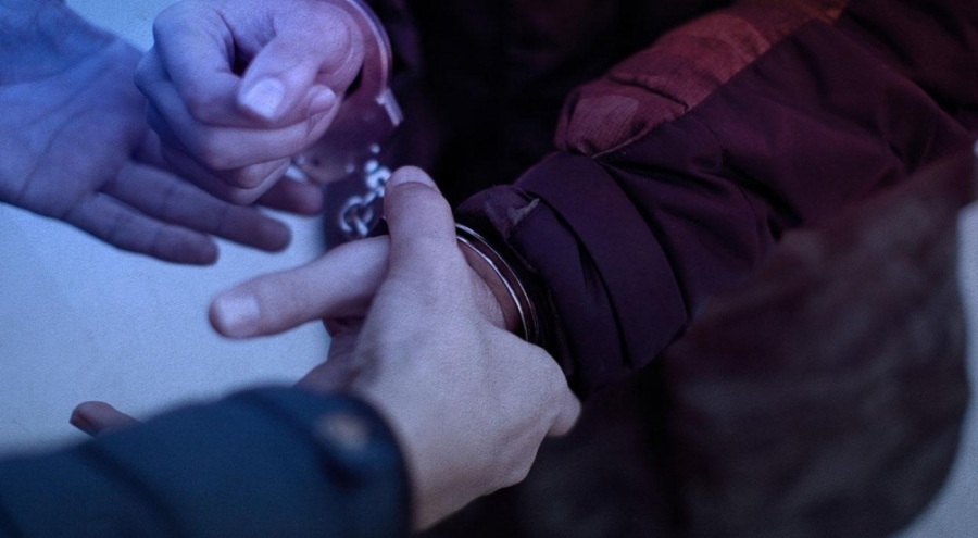 İzmir'de uyuşturucu tacirlerine operasyon!