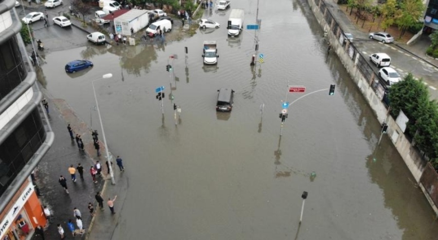 İstanbul'da selden etkilenenler için 5 milyon lira kaynak!