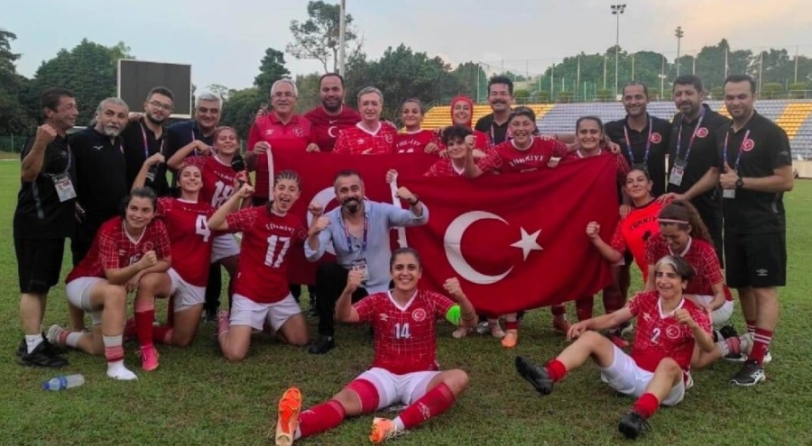 İşitme Engelliler Dünya Futbol Şampiyonası'nda, Türkiye Kadın Milli Takımı'ndan ikincilik!