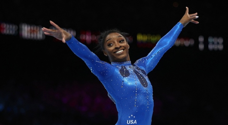Simone Biles, cimnastiğe altın madalyayla dönüş yaptı