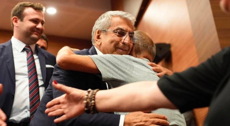 CHP İstanbul İl Başkanı adayı Canpolat: Her şeyden önce "örgütte liyakat" diyeceğiz