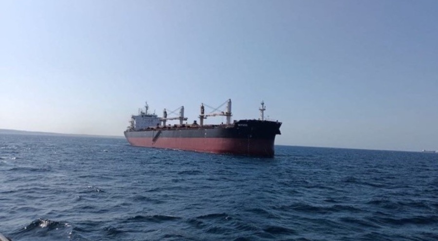 Çanakkale Boğazı'nda dökme yük gemisi makine arızası yaptı