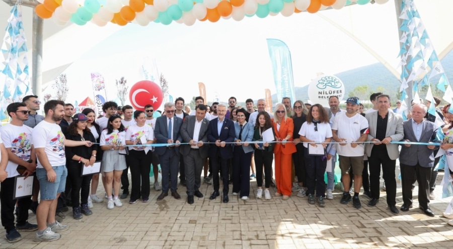 Bursa'da Havacılık ve Doğa Sporları Tesisi yenilenen yüzüyle kapılarını açtı