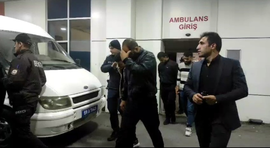 Kaçak göçmenler saklandıkları evde yakalandı