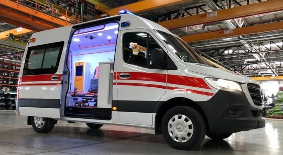 Köpekleri ölünce veterinerleri öldüresiye dövdüler!