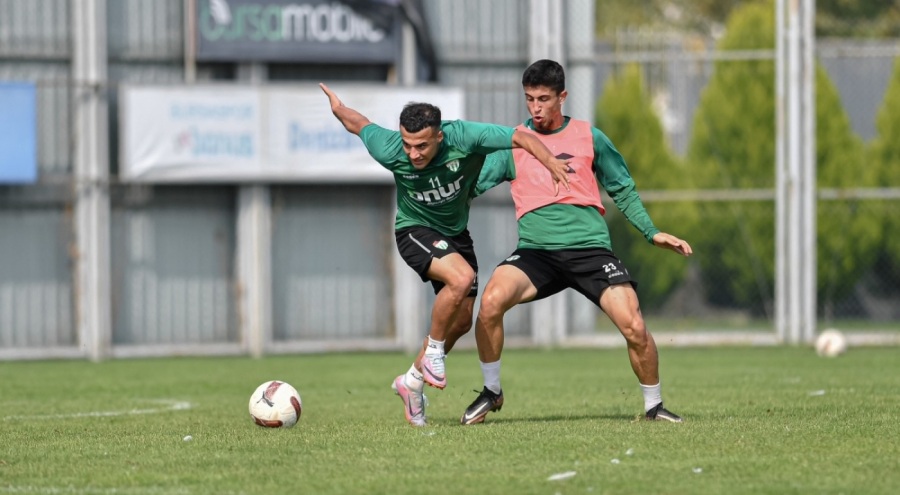Bursaspor'da Gölcükspor maçı hazırlıkları başladı