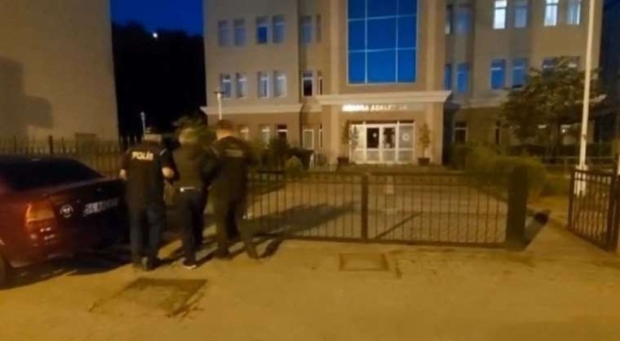 FETÖ firarisi eski binbaşı yakayı ele verdi!