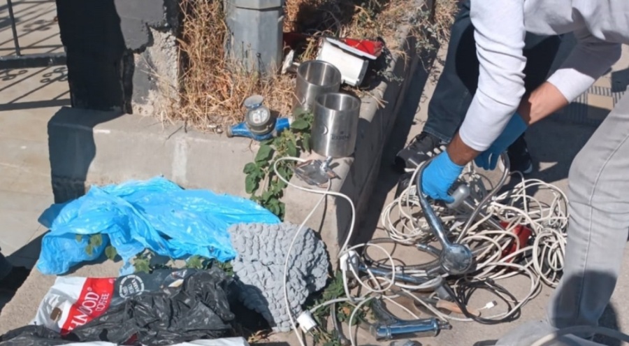 Edirne'de kablo ve demir çalan şüphelilere gözaltı
