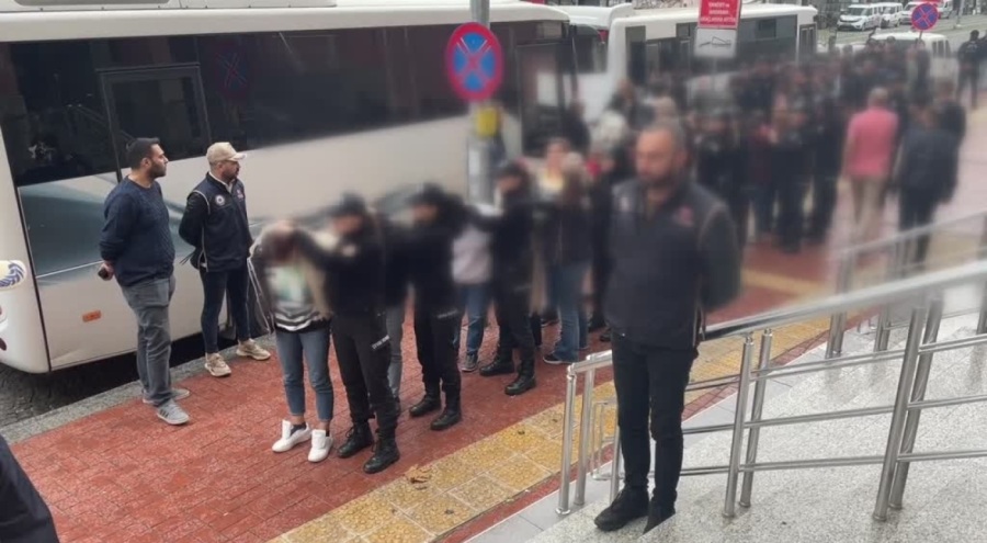 Bursa dahil 10 ildeki terör operasyonunda yakalanan 32 şüpheli adliyeye sevk edildi