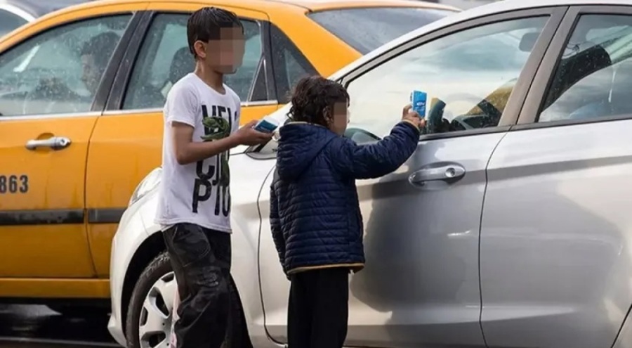 Valilikten "çocuklarını dilendiren ailelere" uyarı: Devam edildiği takdirde devlet korumasına alınacaklar