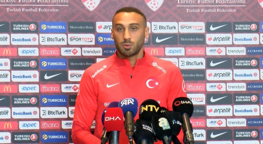 Milli futbolcu Cenk Tosun: Gruptan lider çıkmak istiyoruz