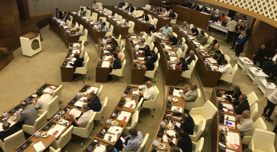 Altın Portakal'ın iptali, Antalya Büyükşehir Belediye meclisinde!