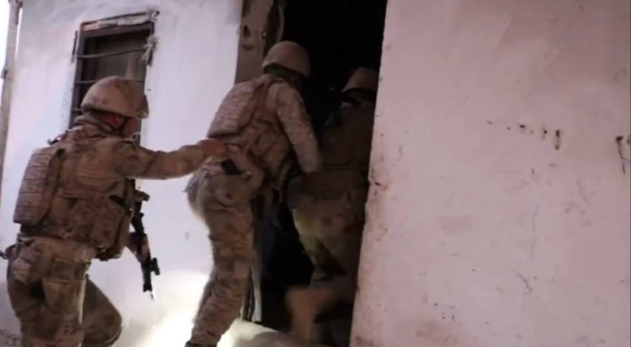 Bakan Yerlikaya: 181 göçmen kaçakçılığı organizatörü yakalandı