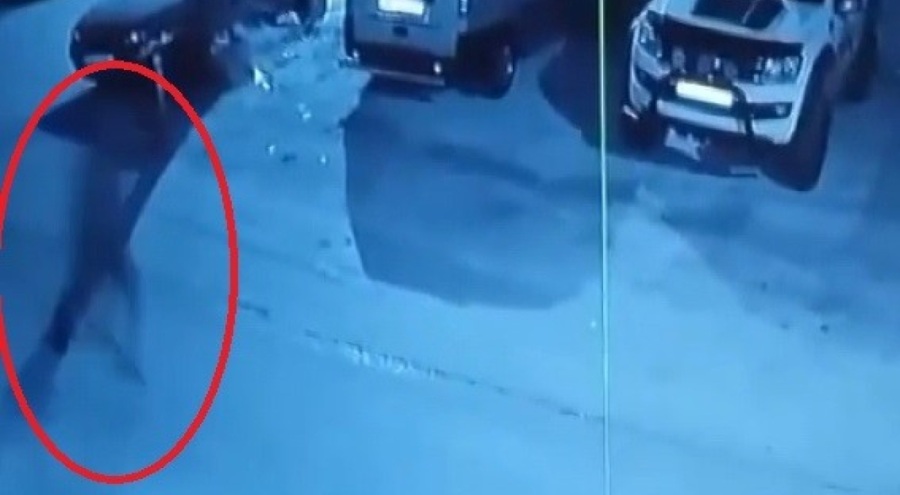 Bursa'da ilginç olay! Araç lastiğini ateşe verip...