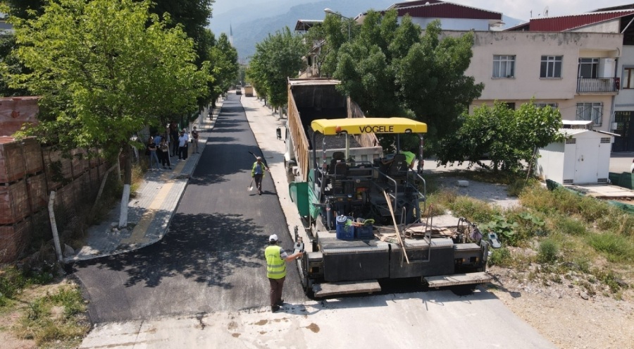 Bursa Yıldırım'da yol çalışmaları sürüyor