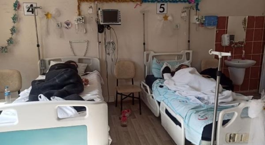 Sandviç yiyen 3 öğrenci zehirlendi!