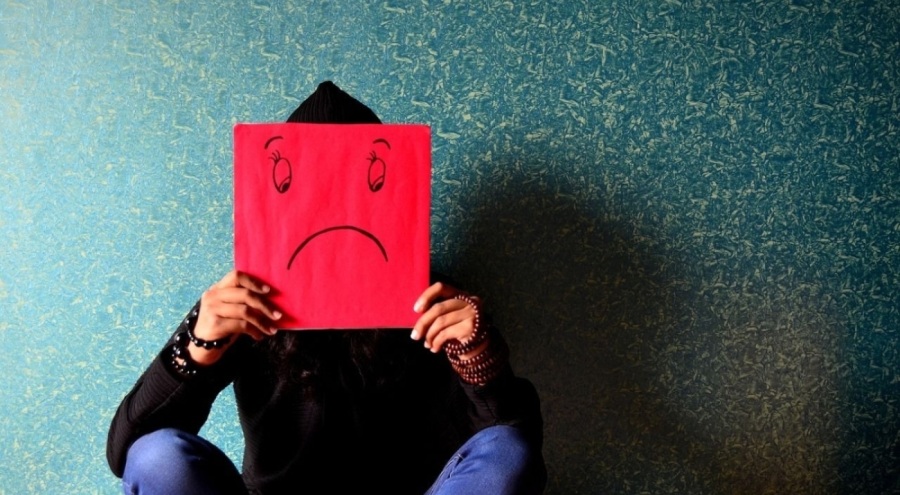 Uzmanlar duyurdu: Sonbahar depresyonu gençlerde daha sık görülüyor!