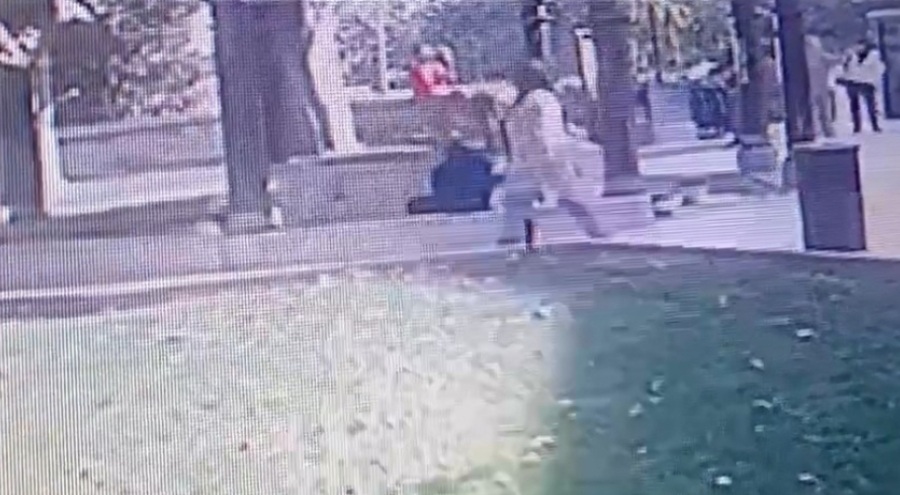 Bursa abdest alan adamın cüzdanını çaldılar!