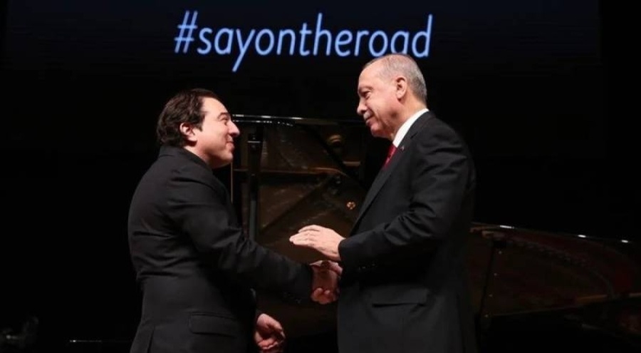 Fazıl Say: Erdoğan barış için dünyada en doğru açıklamaları yapan liderdir