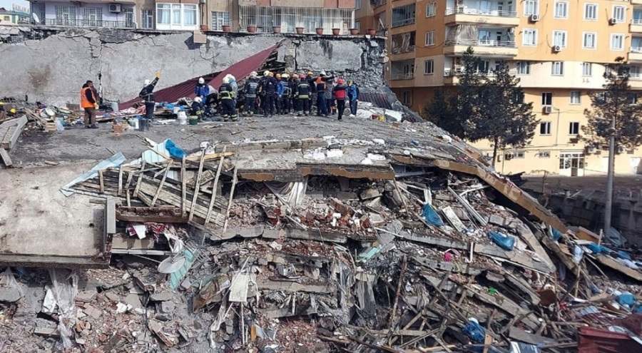 Depremde 77 kişiye mezar olmuştu! Apartman hakkında gerçek ortaya çıktı