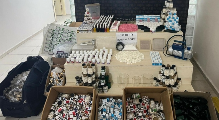 Kaçakçılık operasyonu! 25 gözaltı