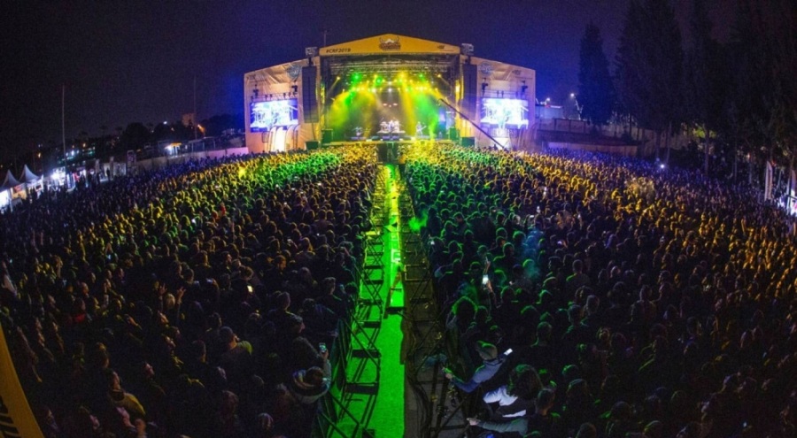 Valiliğin Çukurova Rock Festivali'ne getirdiği yasak kararı durduruldu