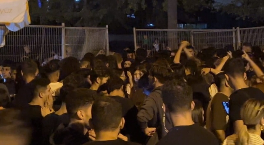 Çukurova Rock Festivali başladı! Ortalık savaş alanına döndü...