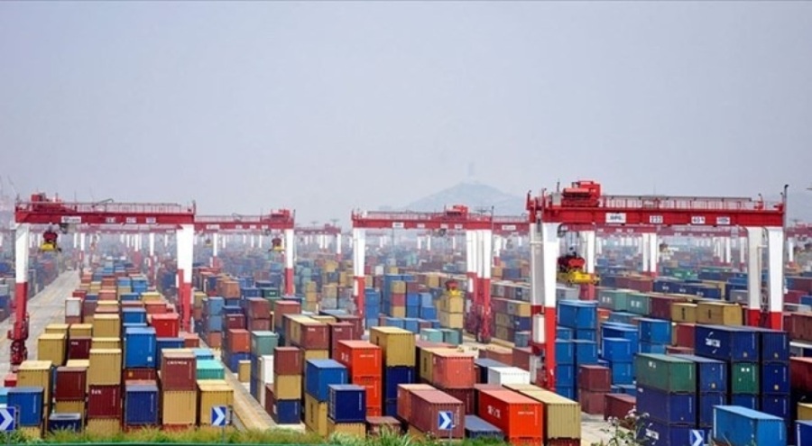 Çin'de ihracat ve ithalat düştü