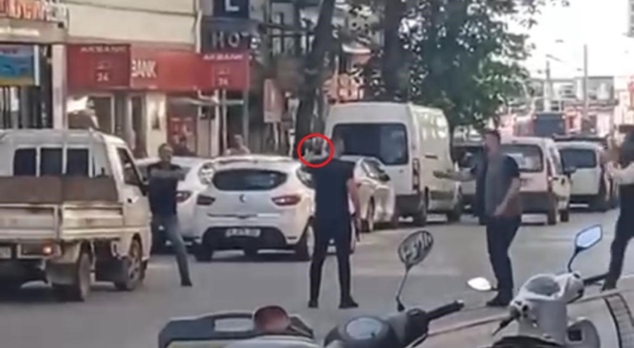 Bursa'da elindeki silahla tehditler savurmuştu! Gözaltına alındı