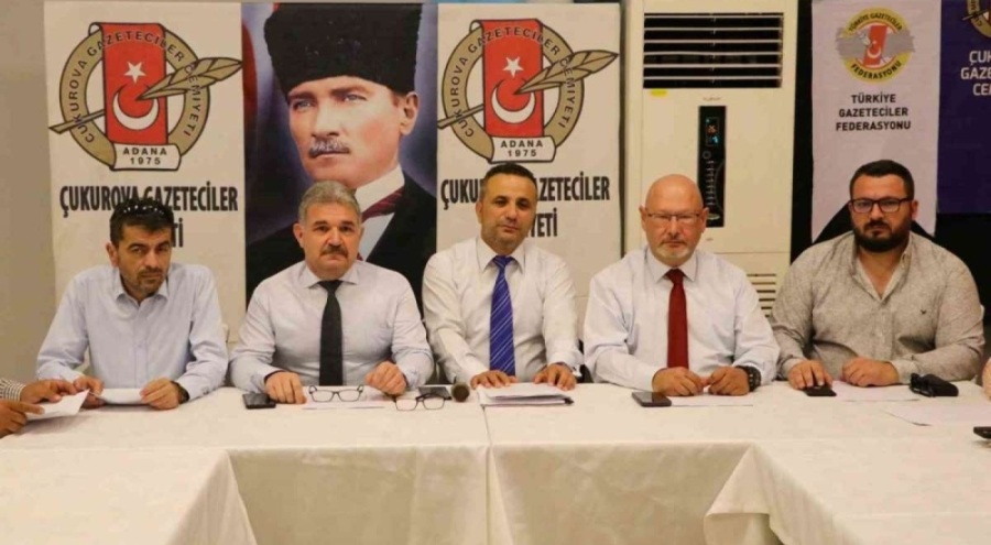 Zafer Partisi'nden istifa!