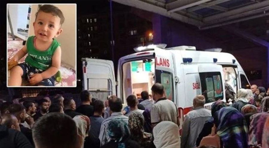4 yaşındaki çocuğun acı ölümü: Evinin önünde oynarken kamyonet çarptı