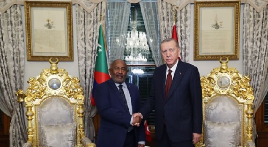 Cumhurbaşkanı Erdoğan, Komorlar Birliği Cumhurbaşkanı Azali ile bir araya geldi