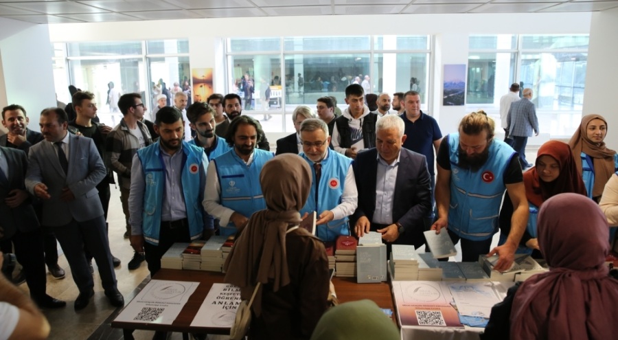 TDV Genel Başkanı Turan'dan Kur'an-ı Kerim'i yakanlara tepki: "Kitap yakan, kutsalı yakan katillerdir"