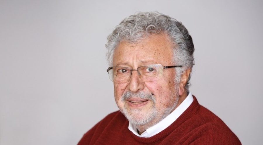 Metin Akpınar'dan evlilik dışı kızlarıyla ilgili açıklama: Çok üzgünüm!