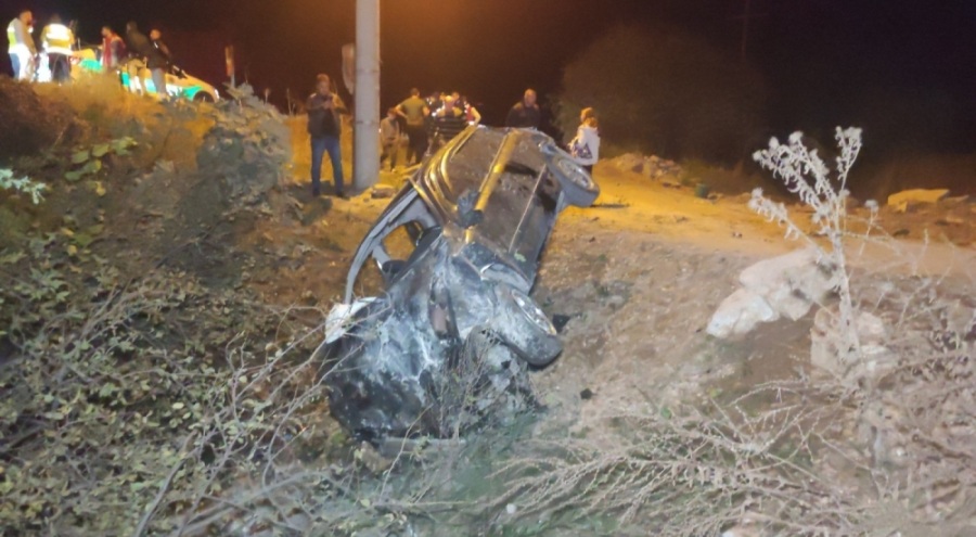 Bursa'da otomobil şarampole uçtu: 2 kardeş ve kuzenleri yaralı!