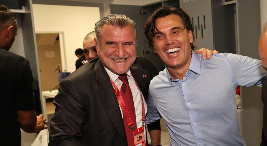 Gençlik ve Spor Bakanı Bak'tan A Milli Takım'a tebrik