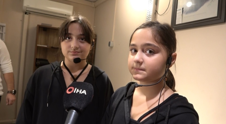 İkiz hayaliler Karagöz perdesinde buluştu